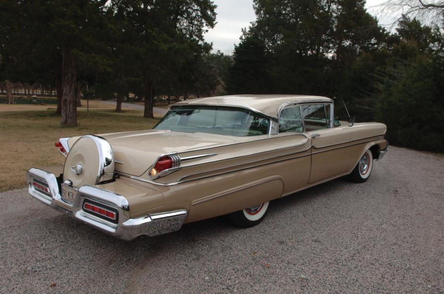  Mercury Montclair 430/400HP Super Marauder Phaeton Coupe 1958 года  (фото 9 из 9)